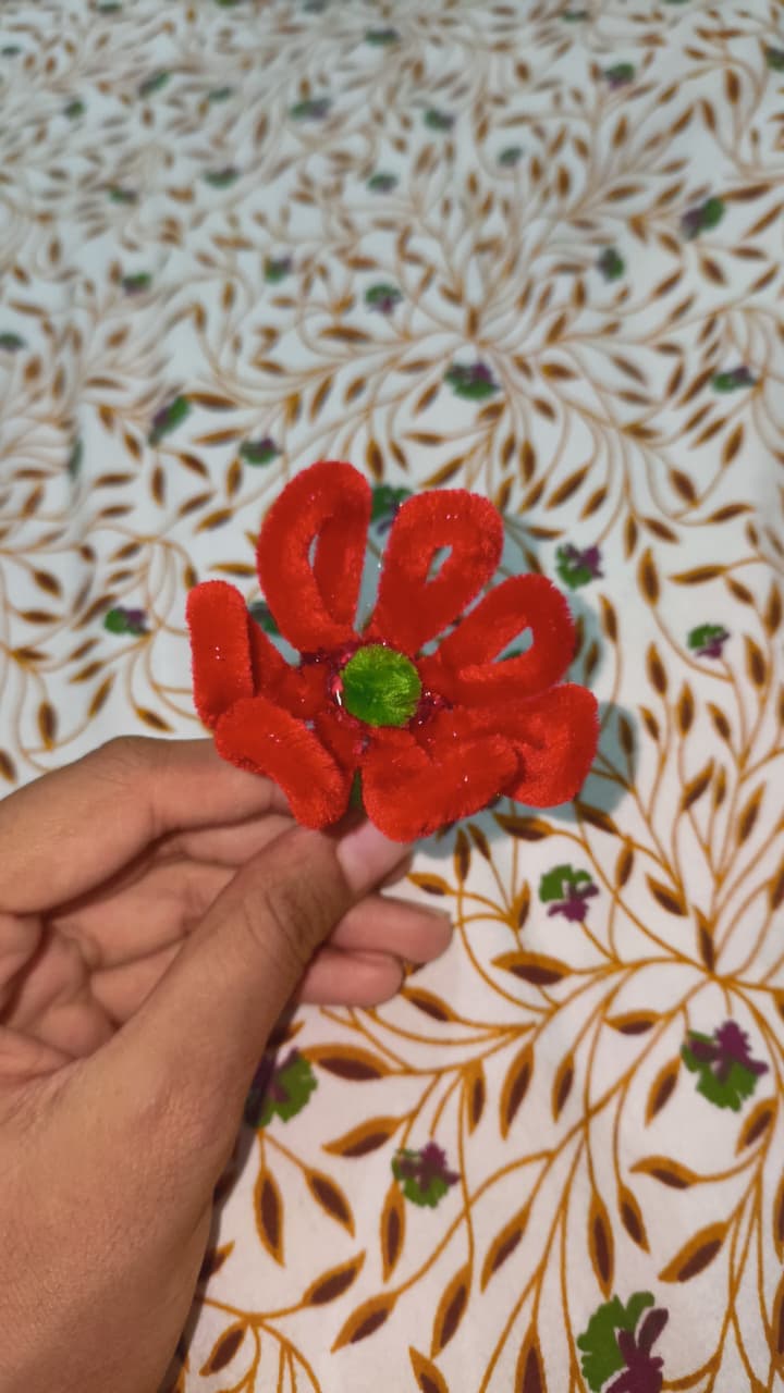 Red Loop-Petal Bloom Stem